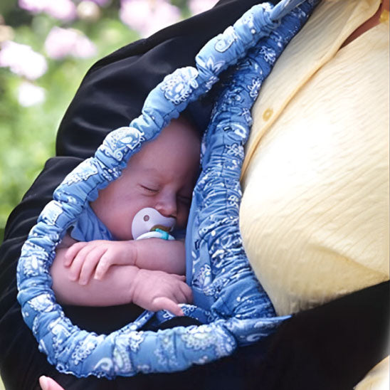 portage-echarpe-bebe-niche-bebe-dort