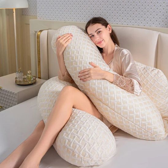 coussin-de-grossesse-confort-complet-joie