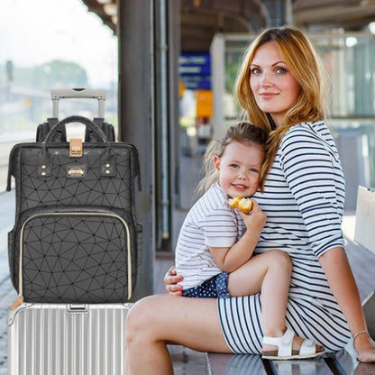 sac-à-dos-à-langer-avec-maman-en-voyage